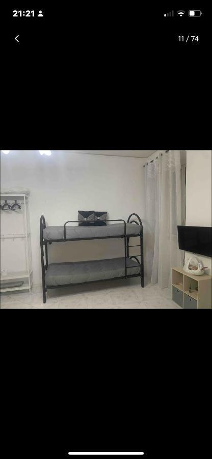 Emyesabi Apartment Наполи Екстериор снимка