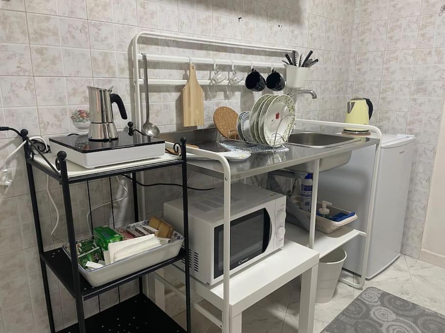 Emyesabi Apartment Наполи Екстериор снимка